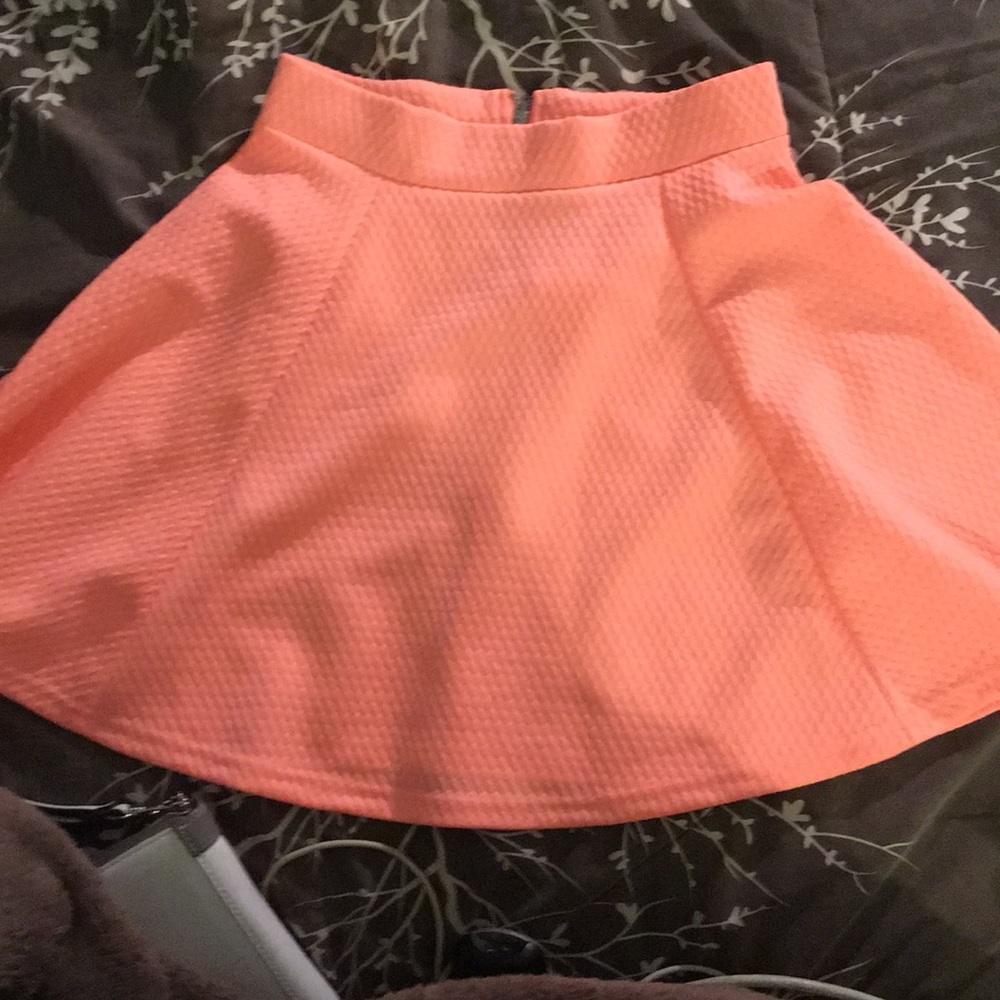 H&M Flowy skirt